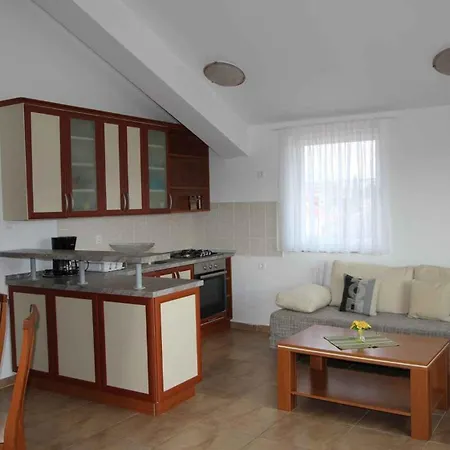 Malinska, Krk 2 Apartman
