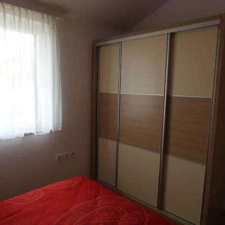 Malinska, Krk 2 Apartment *
