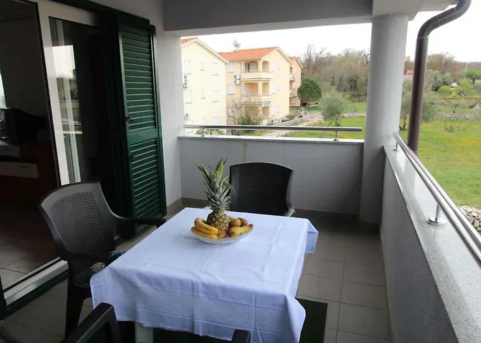Malinska, Krk 2 Apartman *