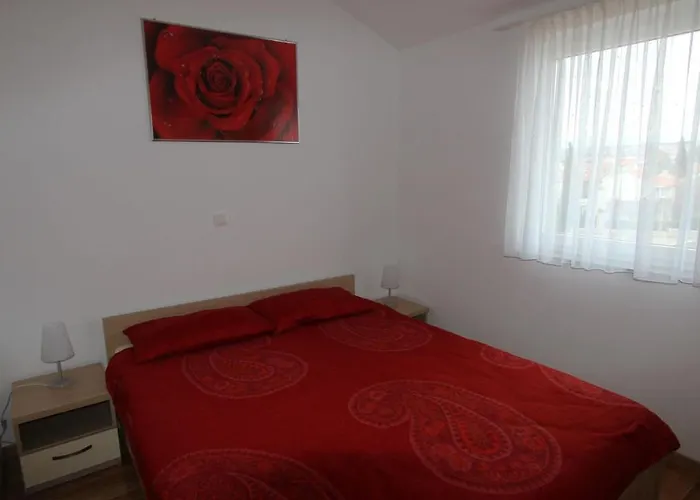 Malinska, Krk 2 Apartman *