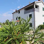 Malinska, Krk 2